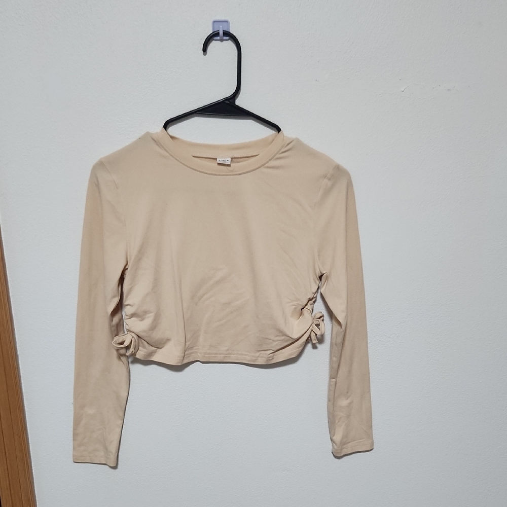 SHEIN Cream Long Sleeve Crop Top